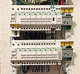 tableau électrique fait par votre électricien dans le VAR