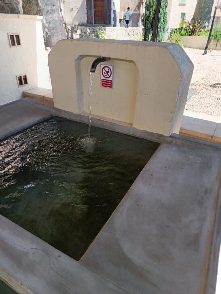 Lavoir Forcalqueiret